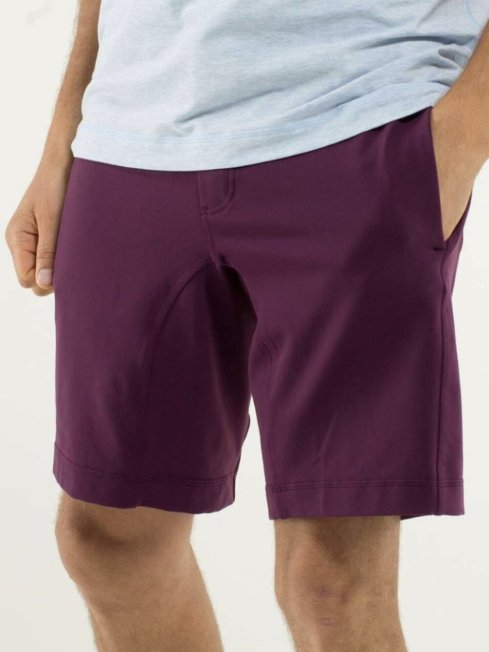 Lululemon Anti-Gravity Short Plum Size S